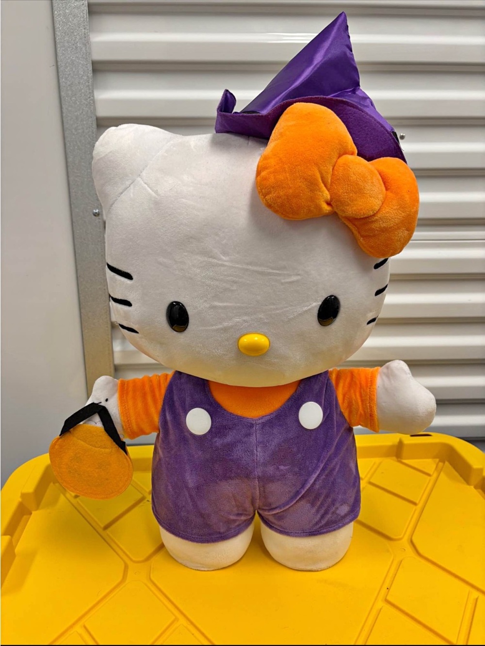 Large Halloween Hello Kitty Stepper